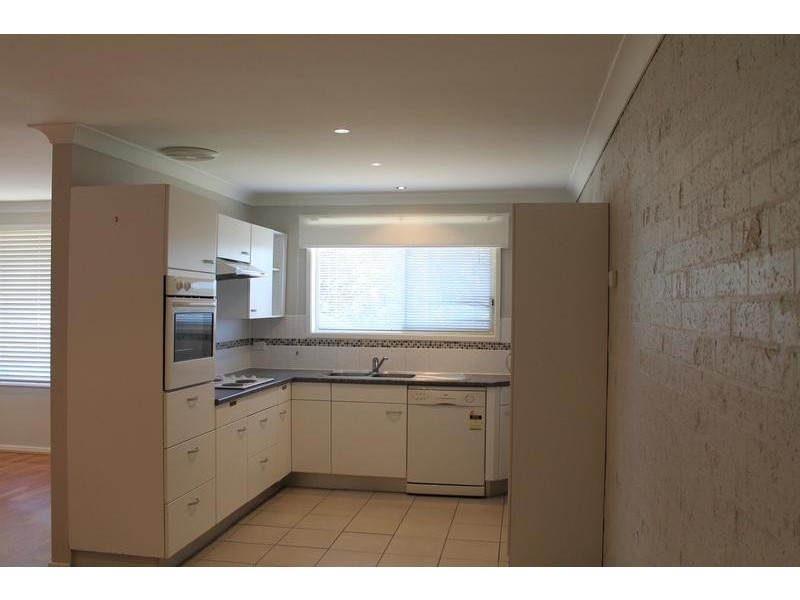 1/5 Jaycee Avenue, Nowra NSW 2541