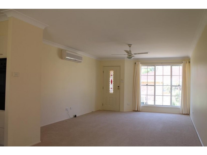 1/7 Harbour Boulevard, Bomaderry NSW 2541