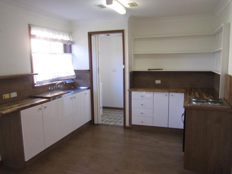 1/5 Campbell Place, Nowra NSW 2541