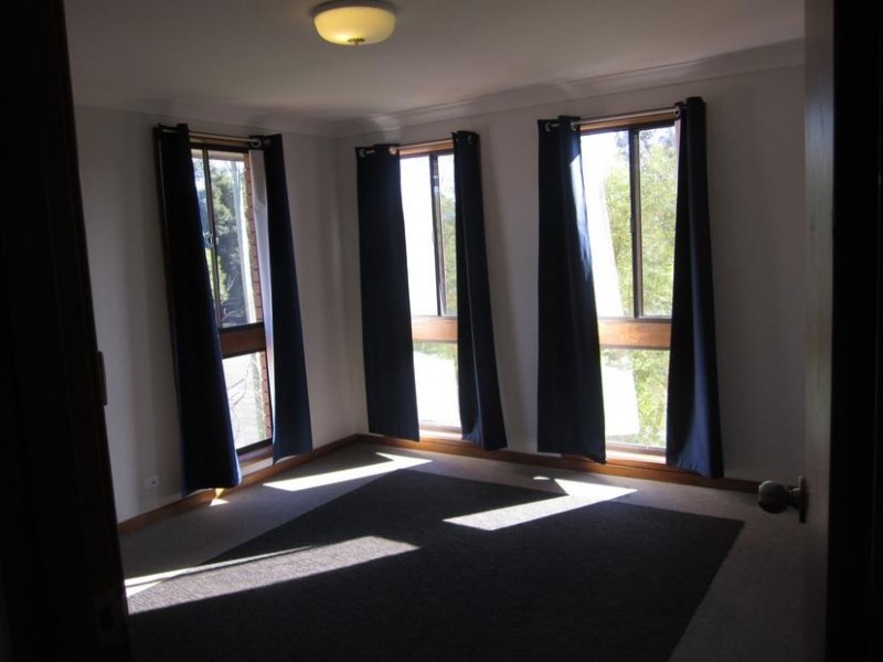1/5 Campbell Place, Nowra NSW 2541