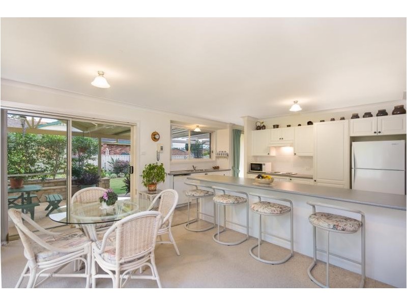 9 Princeton Place, Bomaderry NSW 2541