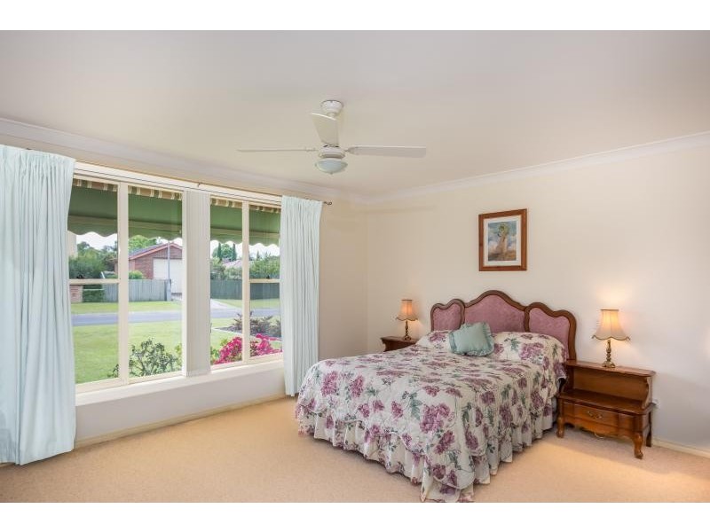 9 Princeton Place, Bomaderry NSW 2541