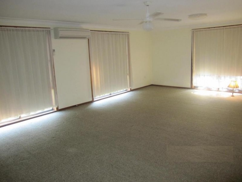 5 Yurunga Drive, North Nowra NSW 2541