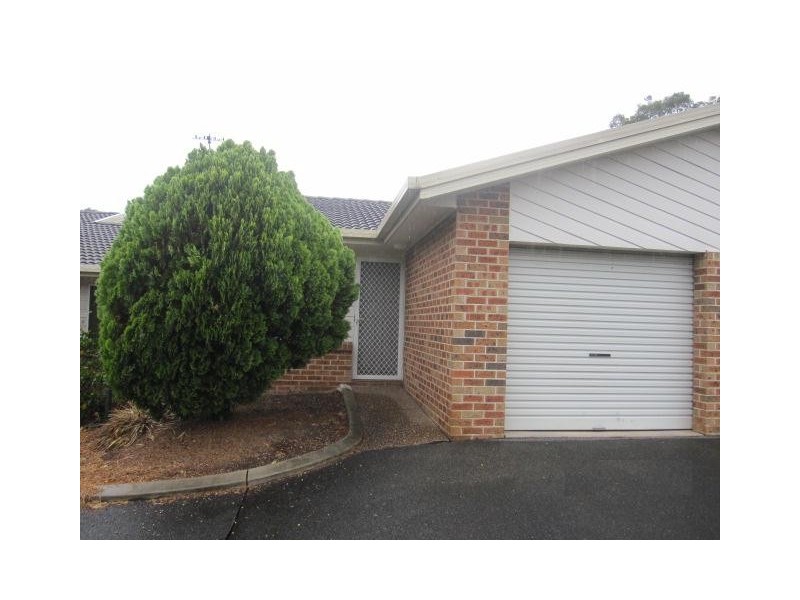 6/24 Bowada Street, Bomaderry NSW 2541