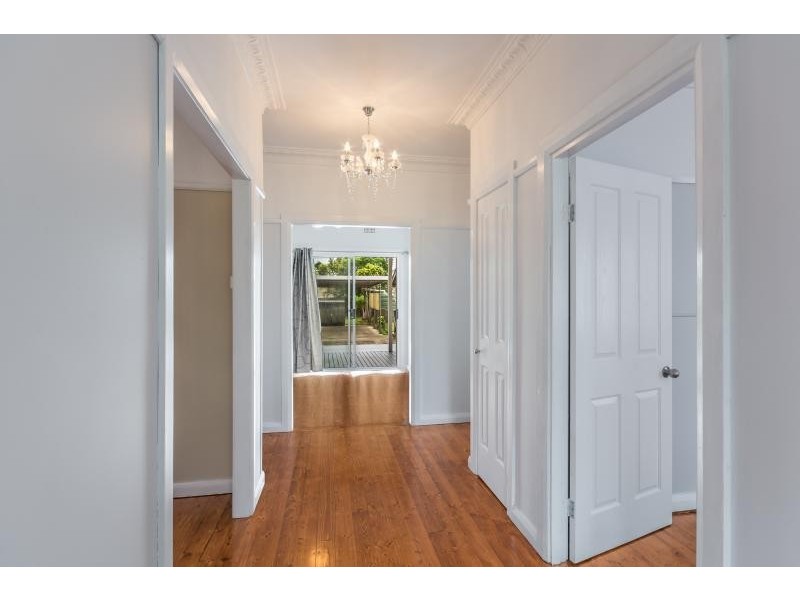 39 Tanang Street, Bomaderry NSW 2541