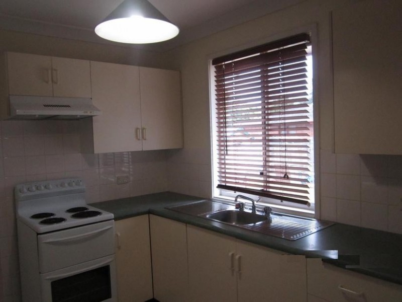 31 Sampson Crescent, Bomaderry NSW 2541