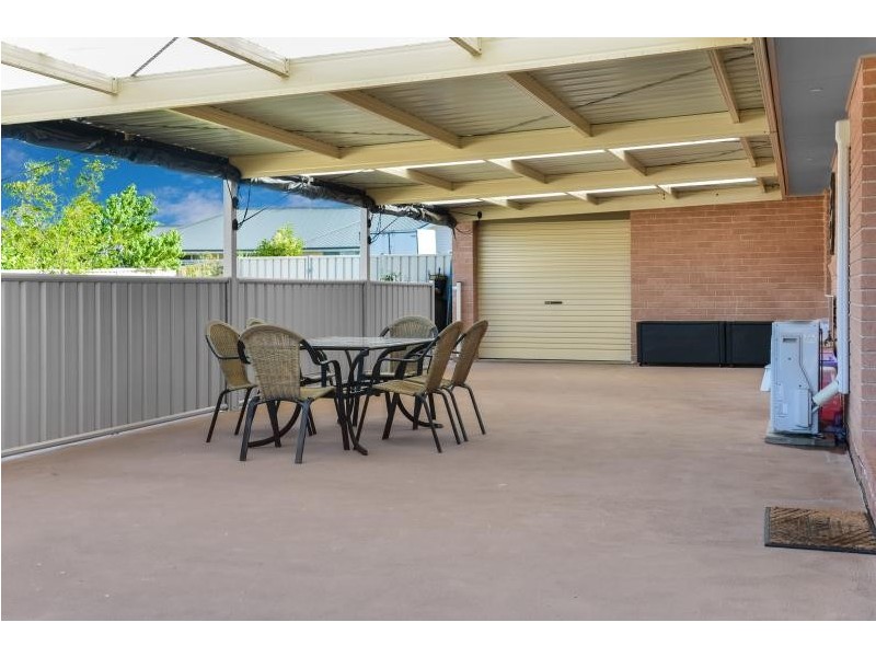 4 Blue Bell Way, Worrigee NSW 2540