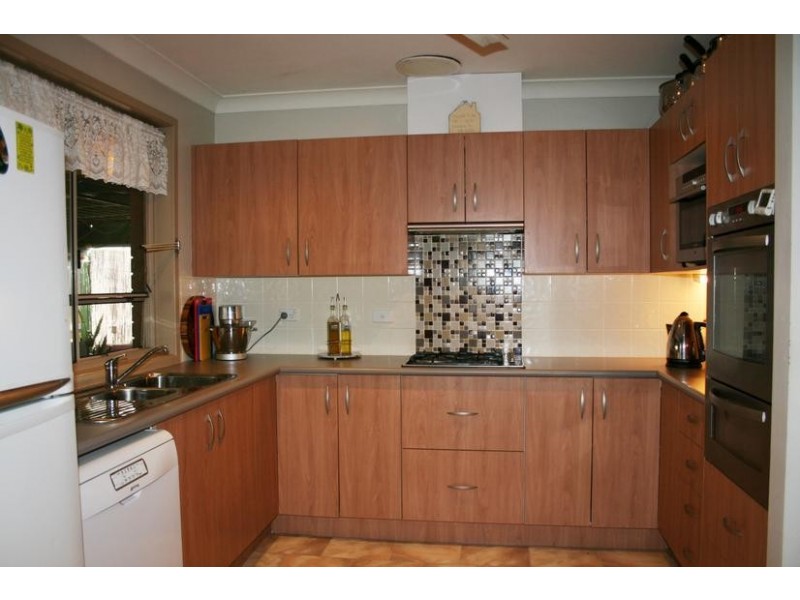 34 Moresby Street, Nowra NSW 2541