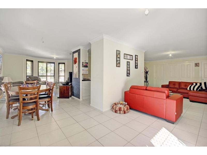 7 Holloway Road, Nowra NSW 2541