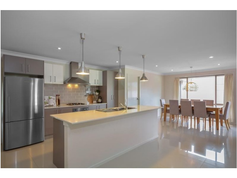 9 Lacebark Grove, Worrigee NSW 2540