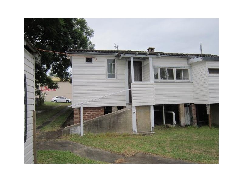 4 Tarrawarra Street, Bomaderry NSW 2541