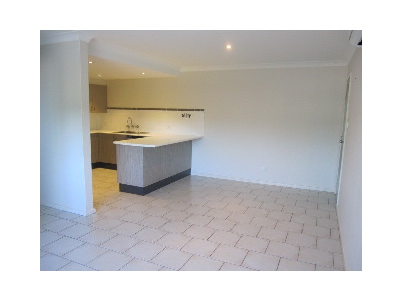 1/429 Princes Highway, Bomaderry NSW 2541