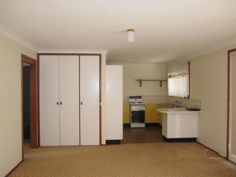 2/7 Campbell Place, Nowra NSW 2541