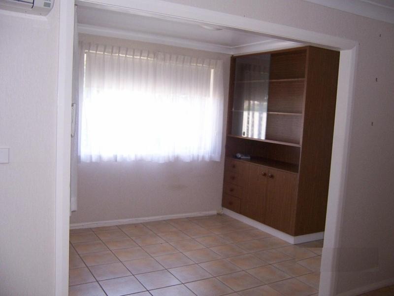 18 Colyer Avenue, Nowra NSW 2541