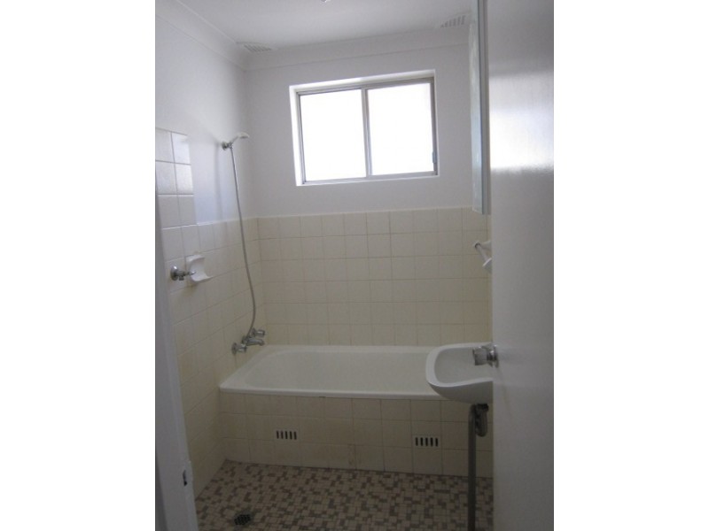 1/7 McGrath Avenue, Nowra NSW 2541