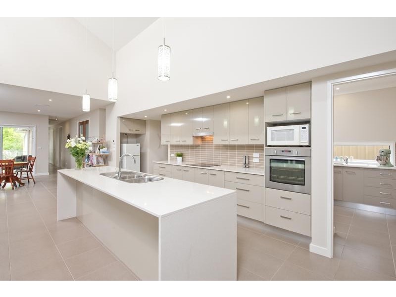 5 Ikara Place, North Nowra NSW 2541