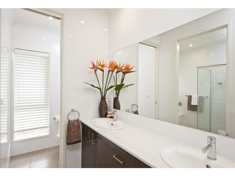 5 Ikara Place, North Nowra NSW 2541