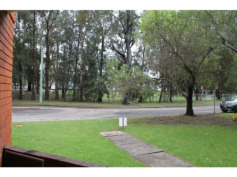 1/6 Morton Parade, Nowra NSW 2541