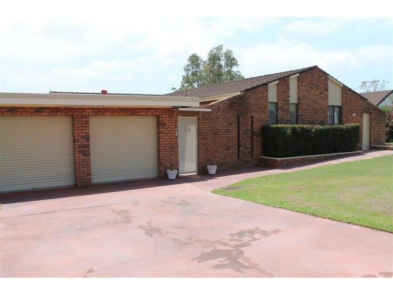 23 Castle Glen, North Nowra NSW 2541