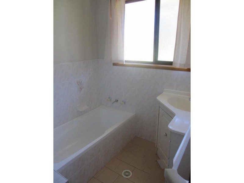 5A Herbert Close, Bomaderry NSW 2541