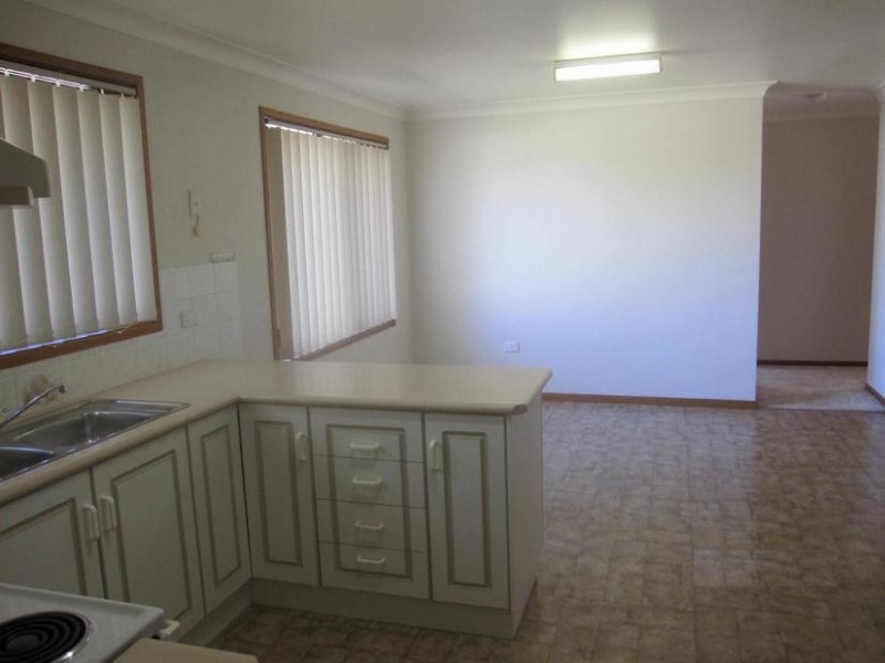 5A Herbert Close, Bomaderry NSW 2541