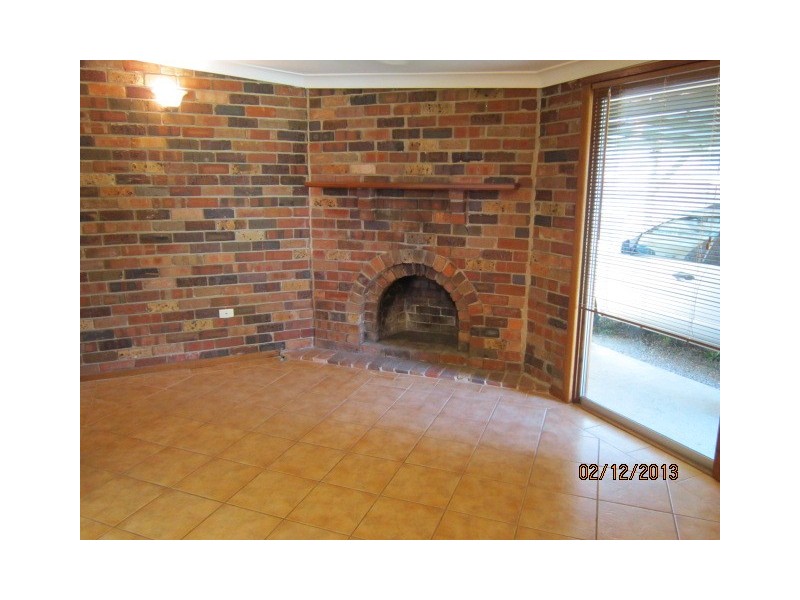 25 Meroo Road, Bomaderry NSW 2541