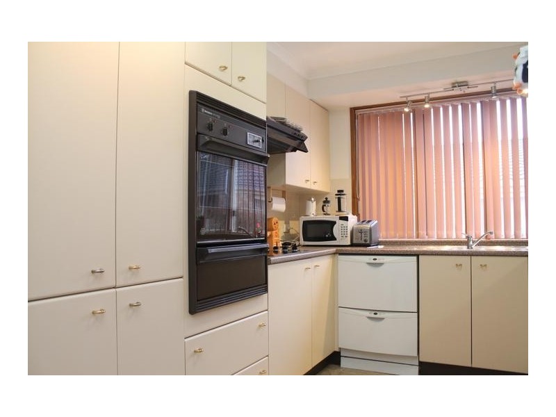 16 Pyree Street, Greenwell Point NSW 2540