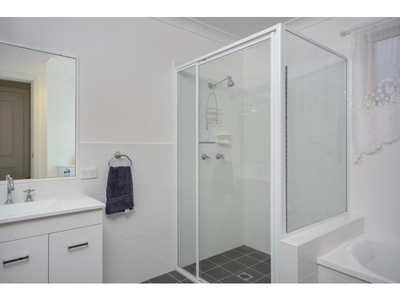 6 Basil Street, Worrigee NSW 2540