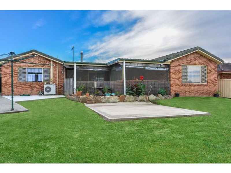 6 Basil Street, Worrigee NSW 2540