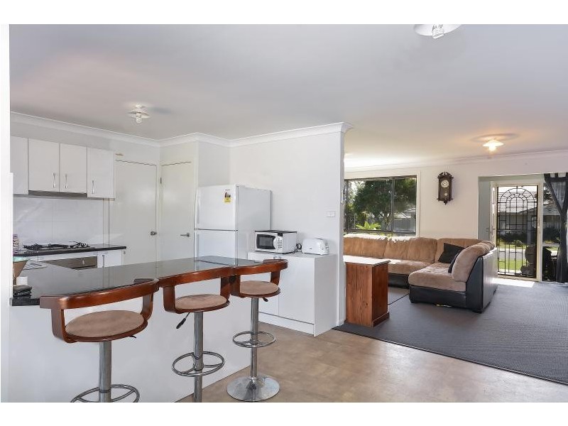 17 Terralla Grove, Nowra NSW 2541