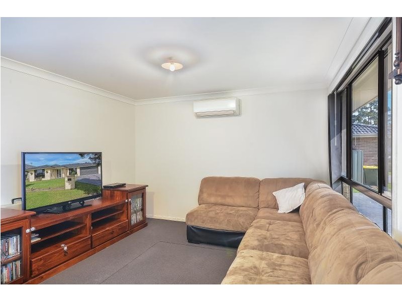 17 Terralla Grove, Nowra NSW 2541