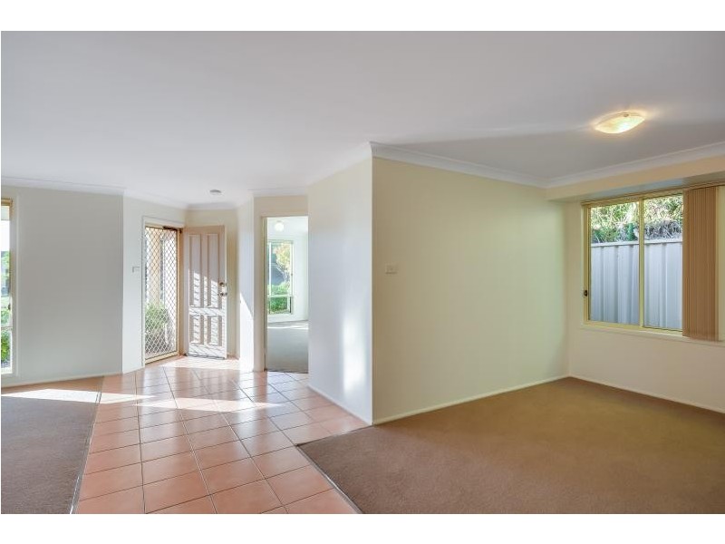 6 Freesia Crescent, Bomaderry NSW 2541
