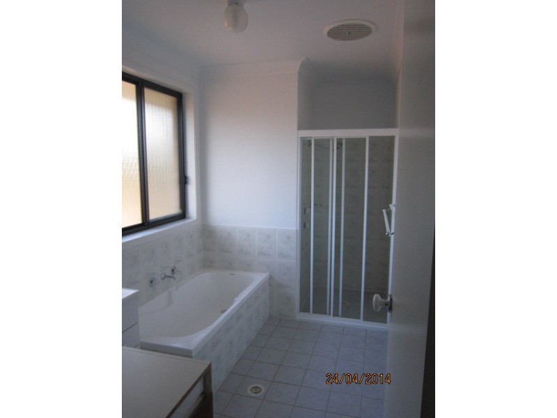 43 Gardenia Crescent, Bomaderry NSW 2541