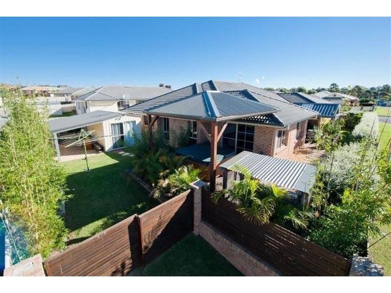 21 Carrington Park Drive, Nowra NSW 2541
