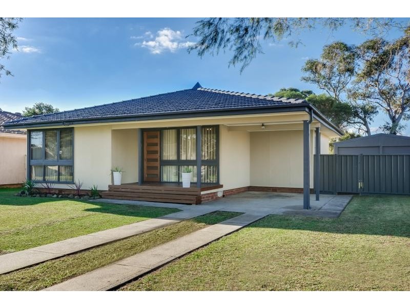 8 Alfred Street, Bomaderry NSW 2541