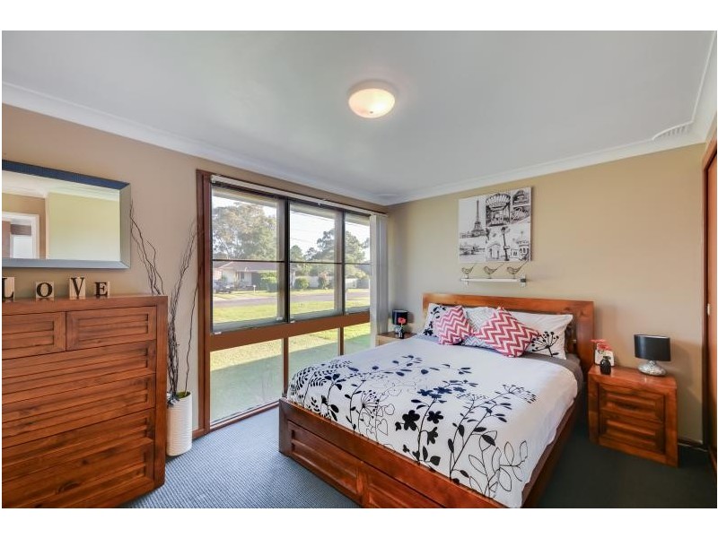 8 Alfred Street, Bomaderry NSW 2541