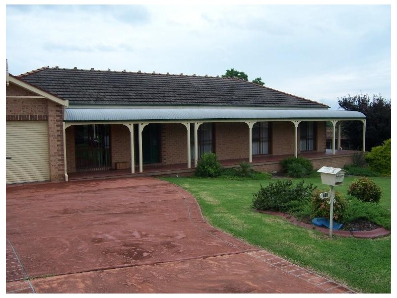 10 Kongoola Avenue, Cambewarra NSW 2540