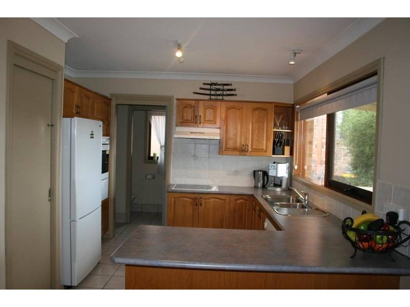 10 Kongoola Avenue, Cambewarra NSW 2540