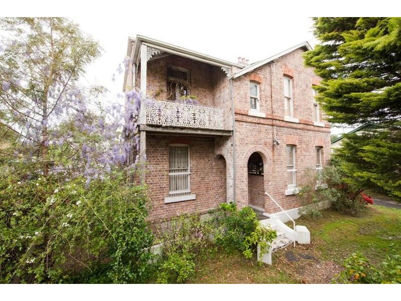 100 East Street, Nowra NSW 2541