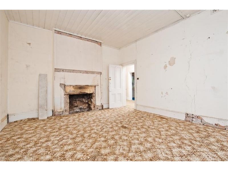 100 East Street, Nowra NSW 2541