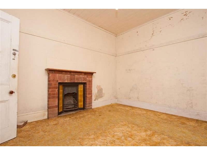 100 East Street, Nowra NSW 2541