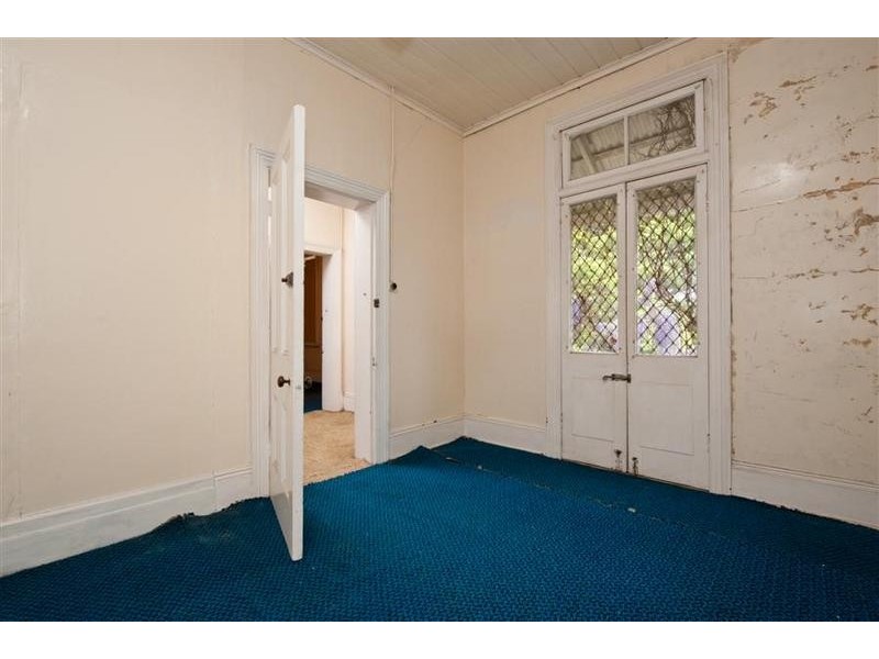 100 East Street, Nowra NSW 2541