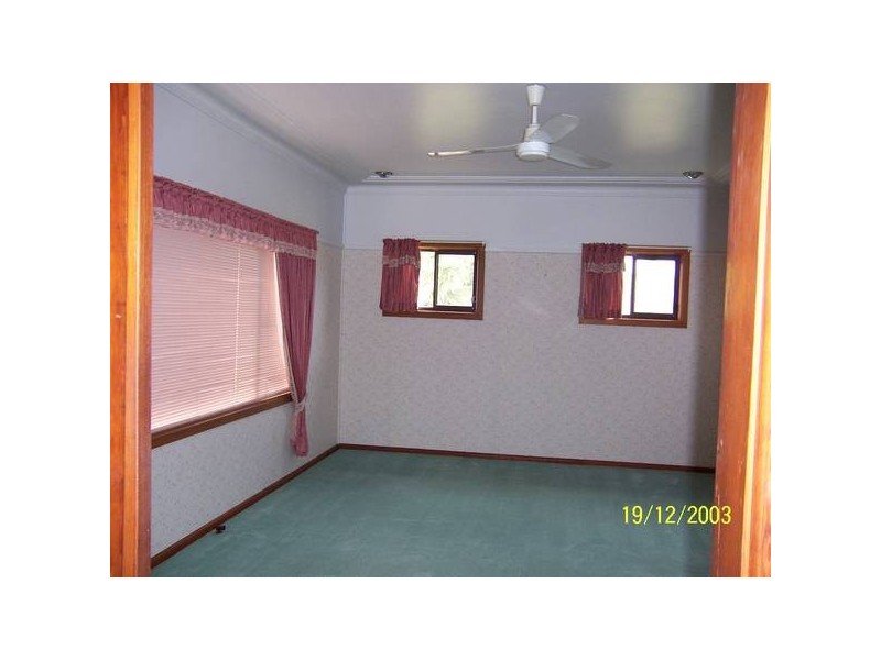 32 Colyer Avenue, Nowra NSW 2541