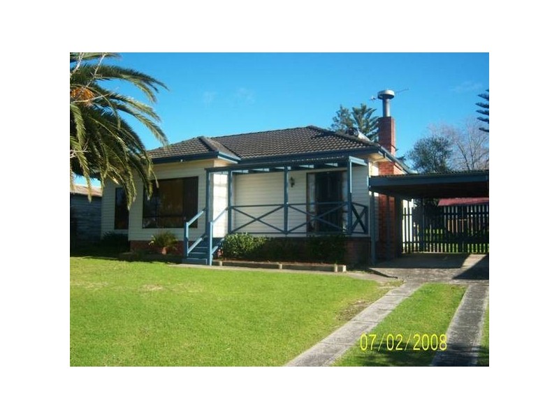 11 Dalwah Street, Bomaderry NSW 2541