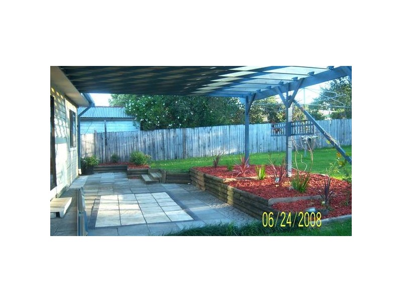 11 Dalwah Street, Bomaderry NSW 2541