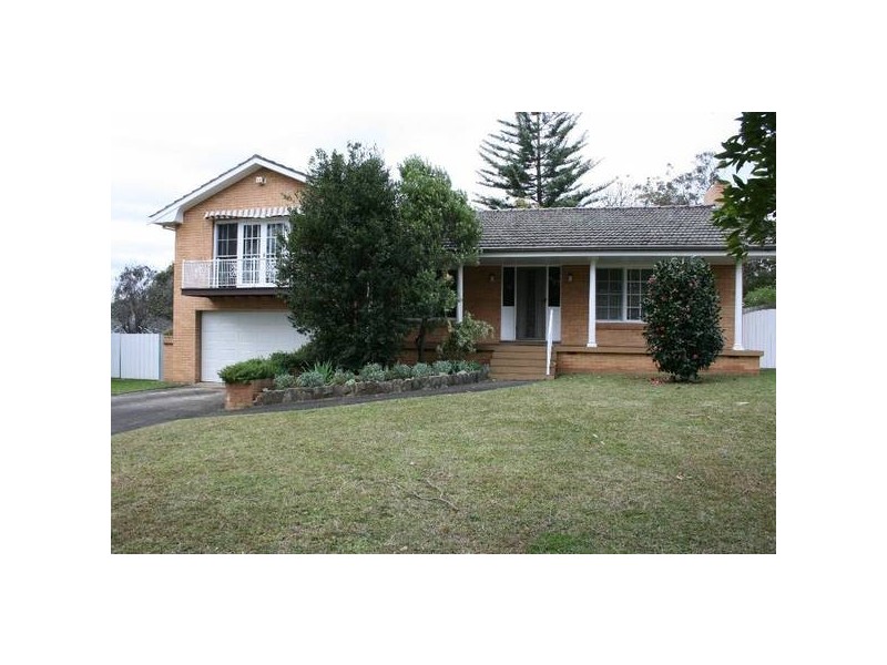 18 Fuchsia Crescent, Bomaderry NSW 2541
