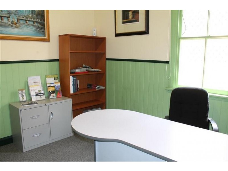 72 North Street, Nowra NSW 2541
