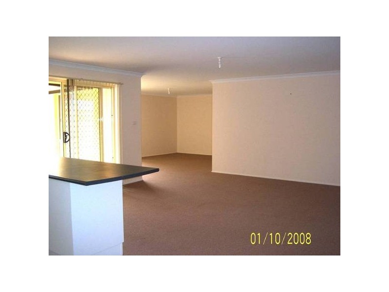 20 Burradoo Crescent, Nowra NSW 2541