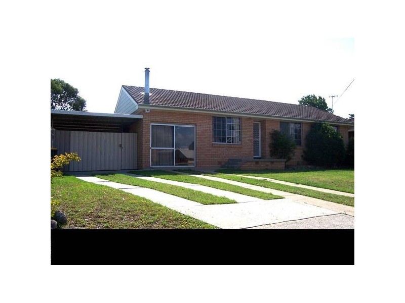 73 Meroo Road, Bomaderry NSW 2541