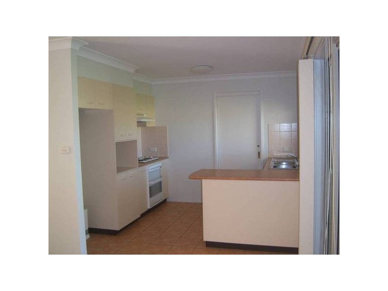 27 Robinia Way, Worrigee NSW 2540